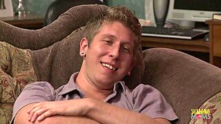 What Secrets Hide in Accountant Jessy Jey's Wet 5on1 Rough Dap Session?