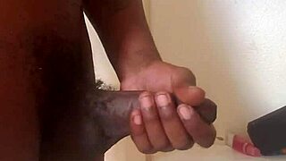 Story of a big black cock in masturbation scene