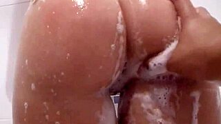 massive pecker satisfies messy naughty hottie completely