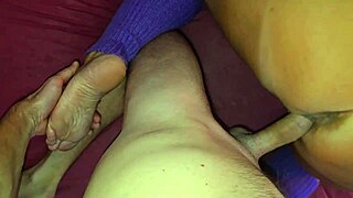 hijastro recibe premio follando madrastra