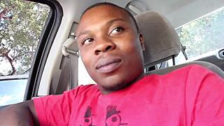 Professora Universitária Chupando Pau Preto Grande em Sessão Intensa