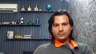 Watch me masturbate outdoors, do you like it?