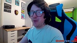 خدعت المبتدئة وأخذت مص من الفتاة الخجولة من ليدز