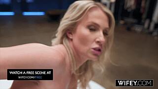 Dolgun hotwife Andi Avalon, kocası izlerken dev BBC'ye biniyor!