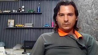 Watch me masturbate outdoors, do you like it?