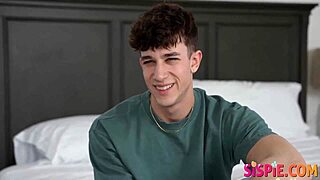 ไม่ต้องใช่ถุงยางนะพี่ชายต่างแม่ – Myra ครางเสียวกับ Parker Ambrose