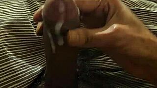 I'm Rishi Bhardwaja, inviting ladies to play with my big sexy cock