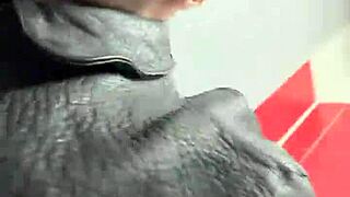 i tried the glory hole for the first time and loved every second