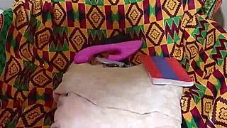 Petite 18+ Ghanaian girl masturbates alone 😏