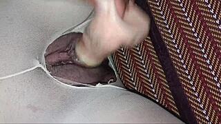 Amateur stud nails tight shaved pussy to creampie finish.