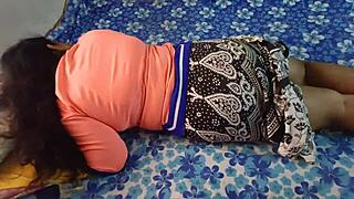 Desi girlfriend cheats with lover in hotel room