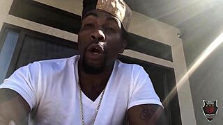 Rome Major sperma na mehurjast rit krivuljaste barbie, ki maje rit