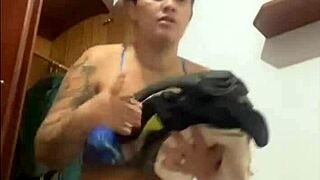 I'm so wet, ready to flash for you?