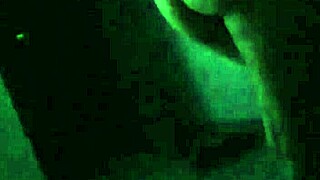 morocha with that hermosa cola tempting me