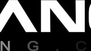 Raven Redmond’s Massage Turns Into Happy Ending! 💦