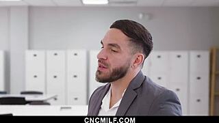 i got a inside glimpse from the freeuse office where everyone fucks while working - cncmilf