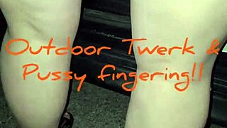 Intens pudeleg i det fri med røv, fisse og patter - fingring, sprøjt og onani for kåt BBW