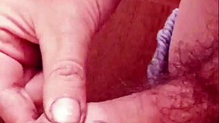 Short foreskin handjob on homemade solo masturbation 😊
