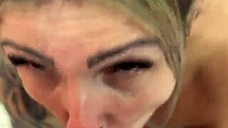 Slutty Whore Offers Pix Or Mysterious Blowjob On Street