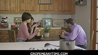 Gropemeanytime - freeuse milf stepmom jessica ryan jack vegas 😏