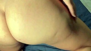 Boyfriend Inserts Anal Plug For Assfucking.