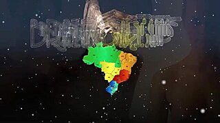 Thetourist says, 'Hey Larissa, let's match up.'