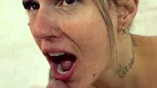 Slutty Whore Offers Pix Or Mysterious Blowjob On Street