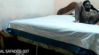 Comi a mas gostosa da favela!