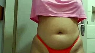 Exhibitionist Flashes Her Big Pussy Online for Pepeka