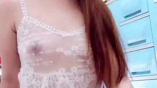 Ngentot Tight Memek Istri in Homemade Action