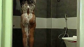Indian desi bhabhi bathroom shower and fingerings video