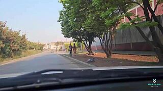 Conductor Uber con verga monstruosa folla duro a dos putas colombianas Mariana Martix y Silvana Lee