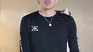 Jalando Mela En El Pueblo