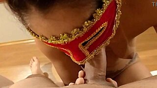 ik ben klaargekomen in de mond van de hoer die mijn lul zo lekker zoog.