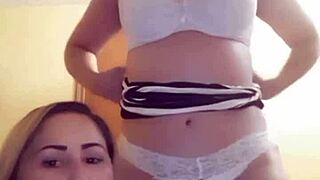 Watch Spanish lesbians live on webcam?