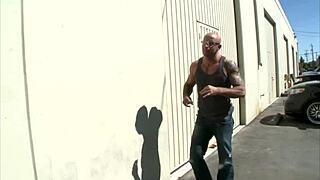 Massive solid cock for this sexy hot American girl, dang I’m shook!