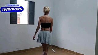 Safado Me Comeu Durante a Faxina com Big Ass