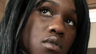 Sole Dior leaks internal creampie down her ass! 💦