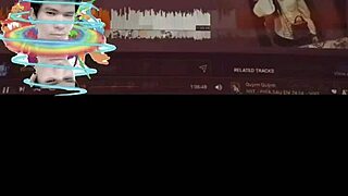 Teen Feels Intense Pleasure From Wet Pussy Licking