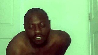 i'd give oral to a 19yo's dick for free 😏