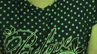 i was so embarrased in our first home porn vid with my cute babe partner and natural tits