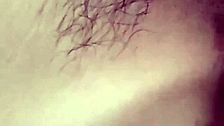 Latina Teen Hemşire Hastanede Boynuzlu Erkek Arkadaşını Aldatıyor