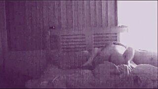 Oh, amateur couple making love loudly!