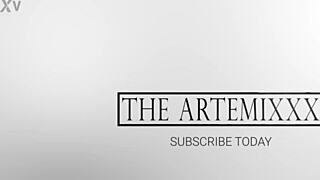 huge black dick makes me feel so good fucking my tiny pussy