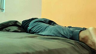 Hot Chubby Malaysian Chick Rides a Big Cock on Bed. Her Tight Pussy Takes It All!