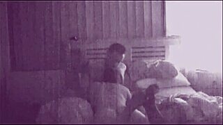 Oh, amateur couple making love loudly!