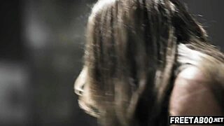 Free use wife spitroasted with big monster cocks in cheating group session! 😈