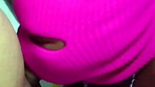 Safada mascarada ganhando leite com tits fat latina ass big cock 😏
