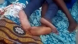 핸드폰 충전하러 왔는데 바로 섹스 해버림