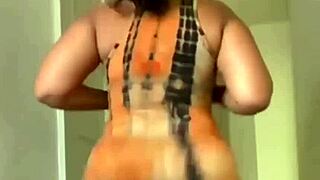 Feel the Joy of Shaking That Juicy Big Ass